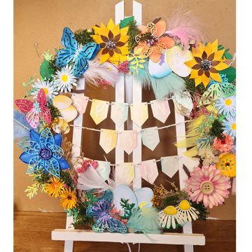 Wreath With Bunting